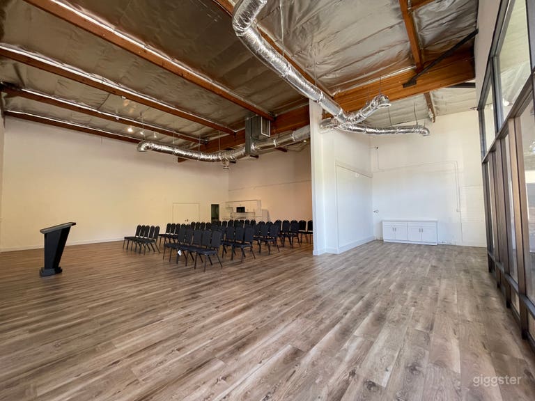  Great space for meetings, workshops, pop up events 