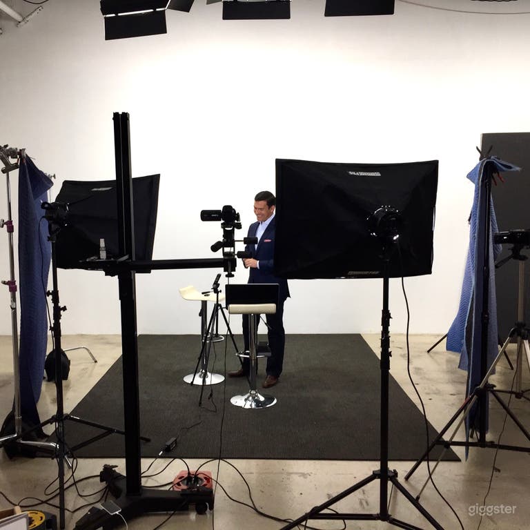  Photo Rental Studio and Event Space in Westlake Village 