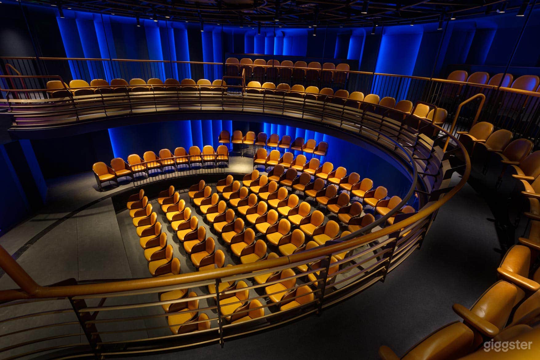 Fully Reconfigurable Auditorium with Art Deco Bar Photo 3