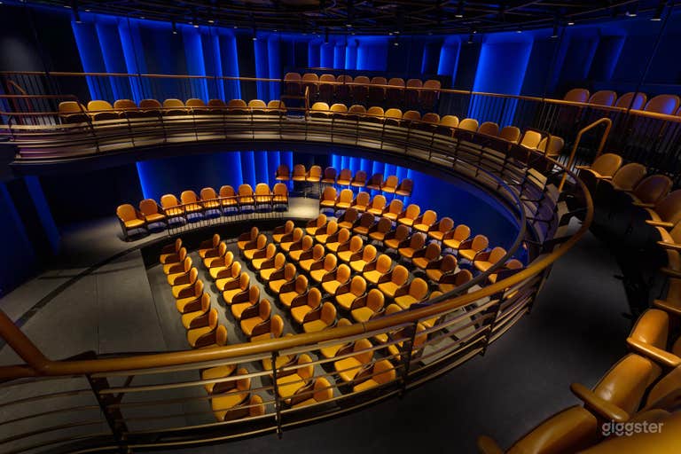  Fully Reconfigurable Auditorium with Art Deco Bar 