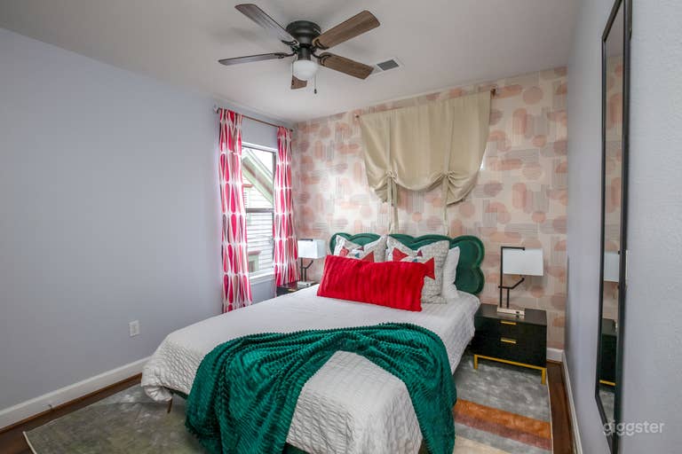  Art Deco Theme with Skyline Views in Midtown 