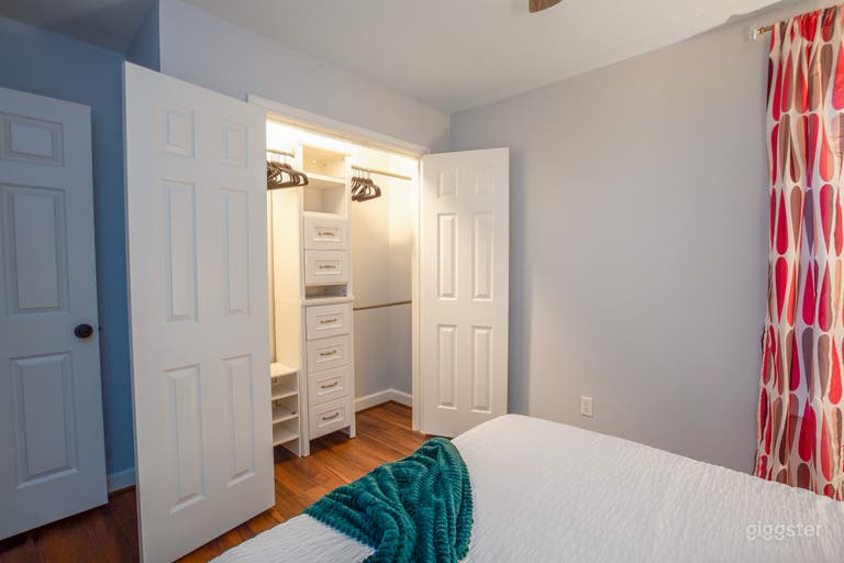  Art Deco Theme with Skyline Views in Midtown 