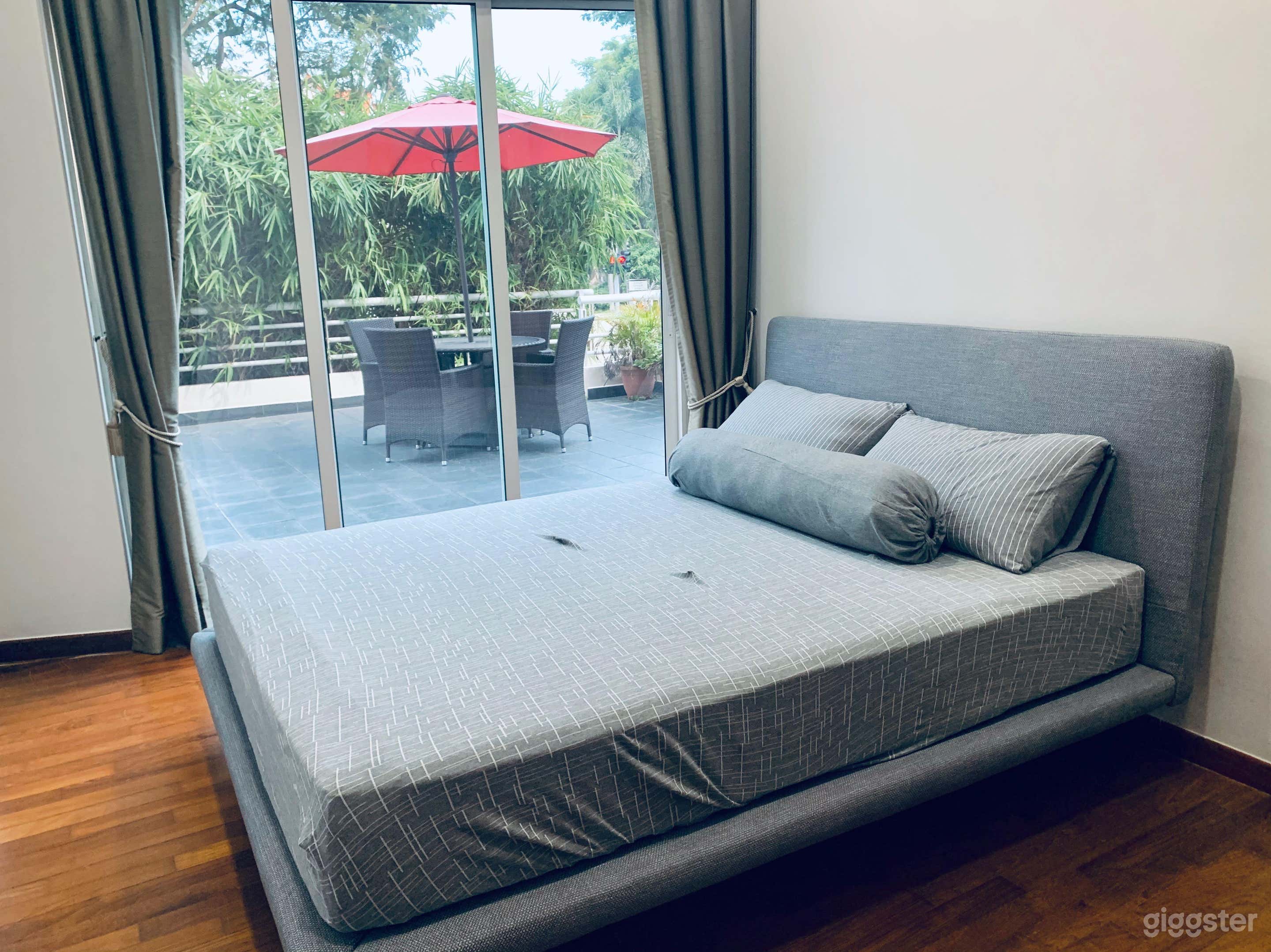 2-Room Condo Apartment with Patio Photo 1