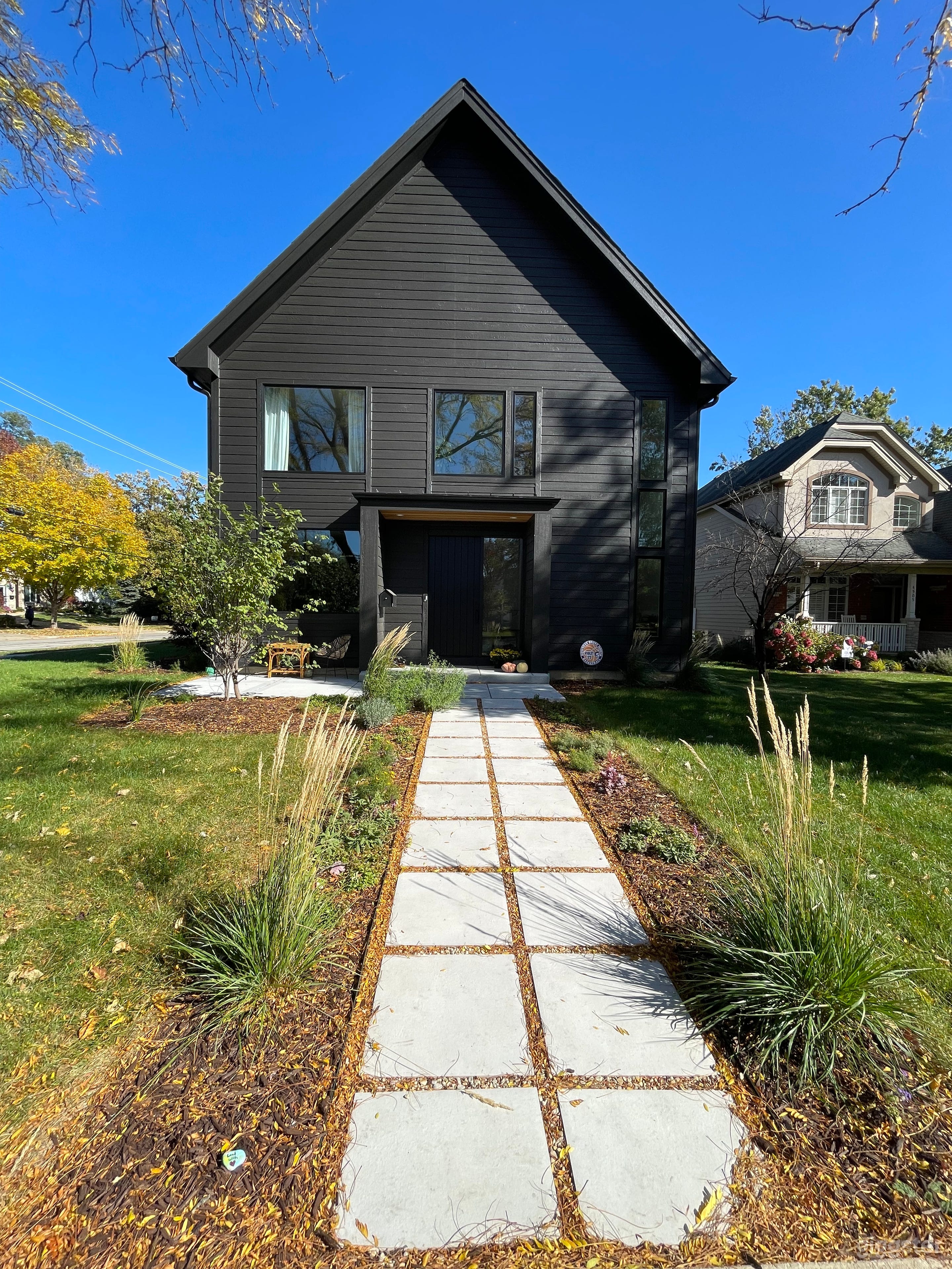 Front of the house, paver walkway 