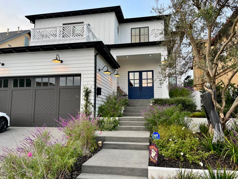  California Coastal Home, Open Concept, Pool! 