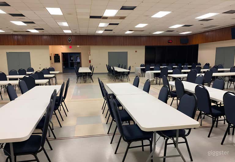  El Salón Comunitario para Reuniones & Eventos 