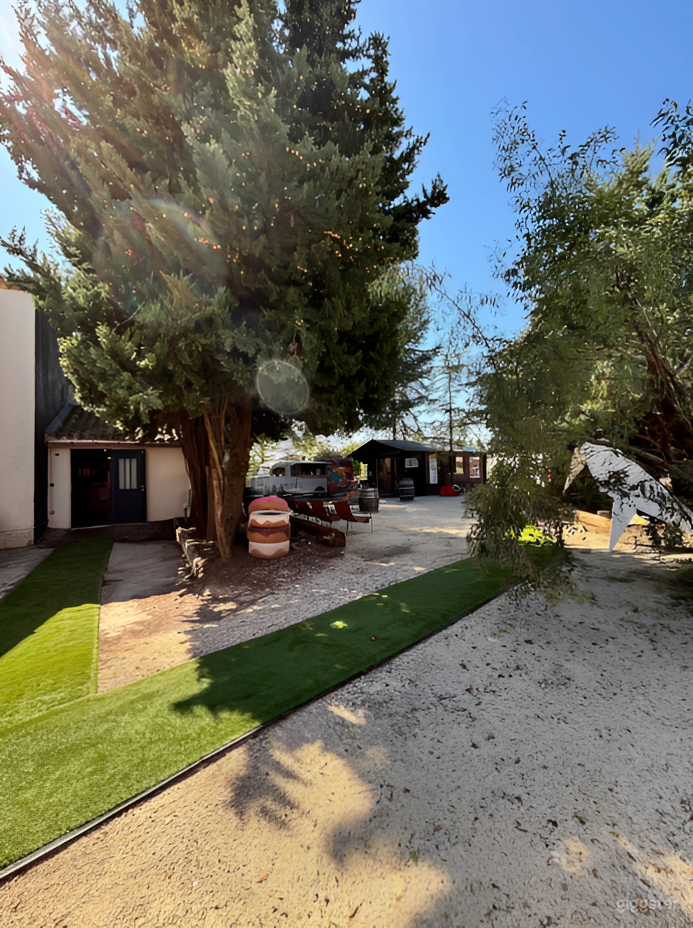 Photo de Enterprise Filming Locations Section 1