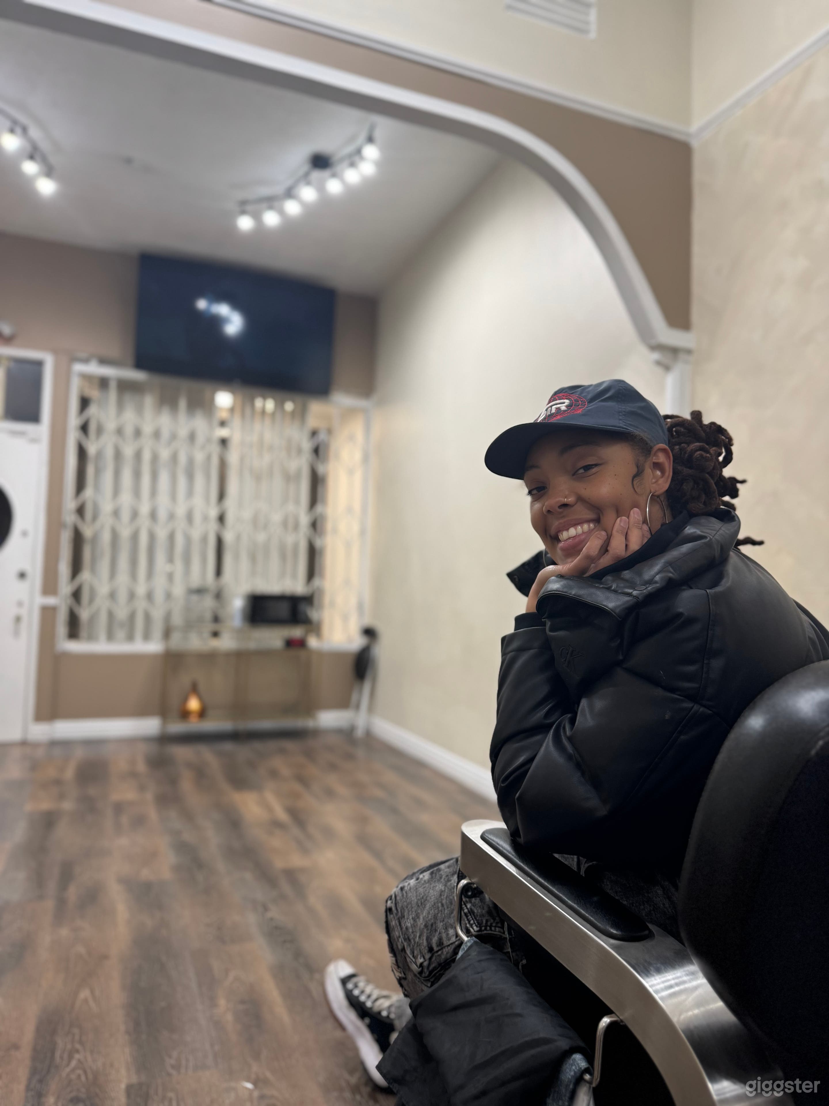 Modern Fitness Studio &amp; Hair Lounge Photo 1