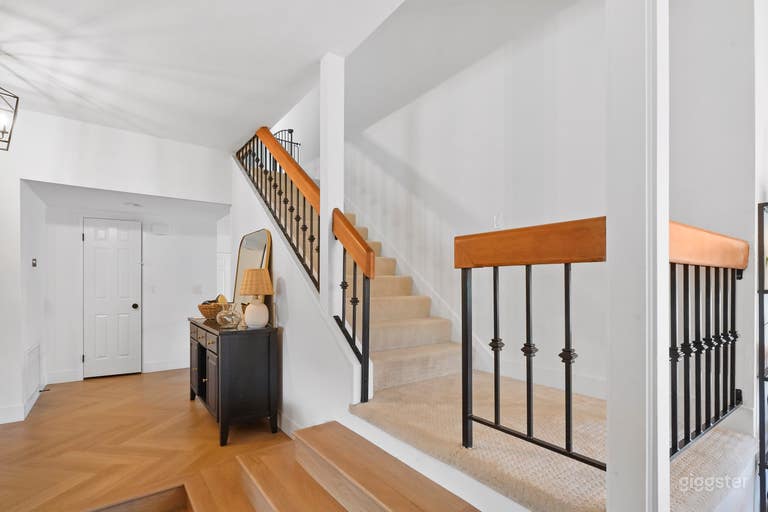  Modern Spanish on Double Cul de Sac in Chatsworth 