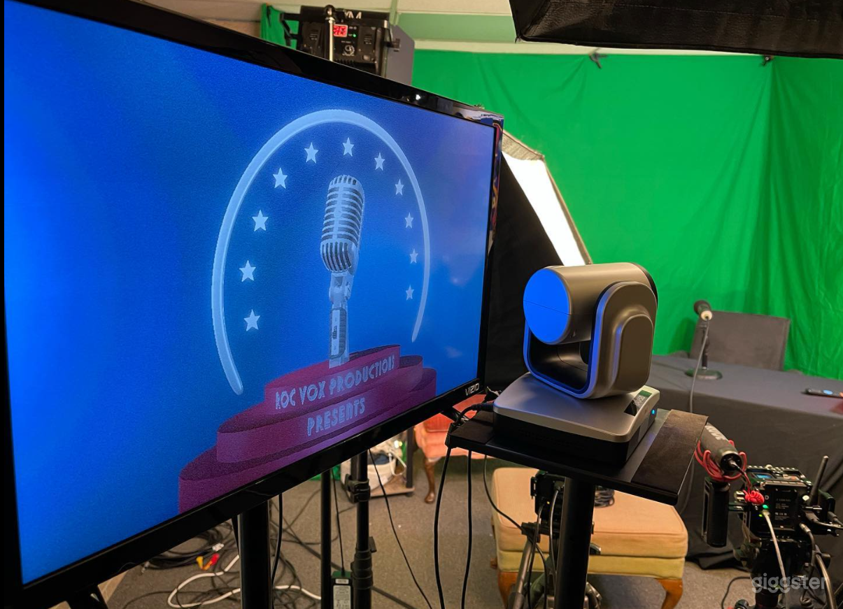 Legacy Studio Includes Lights, Green Screens, Mics, 2 Cameras and Operator Photo 3