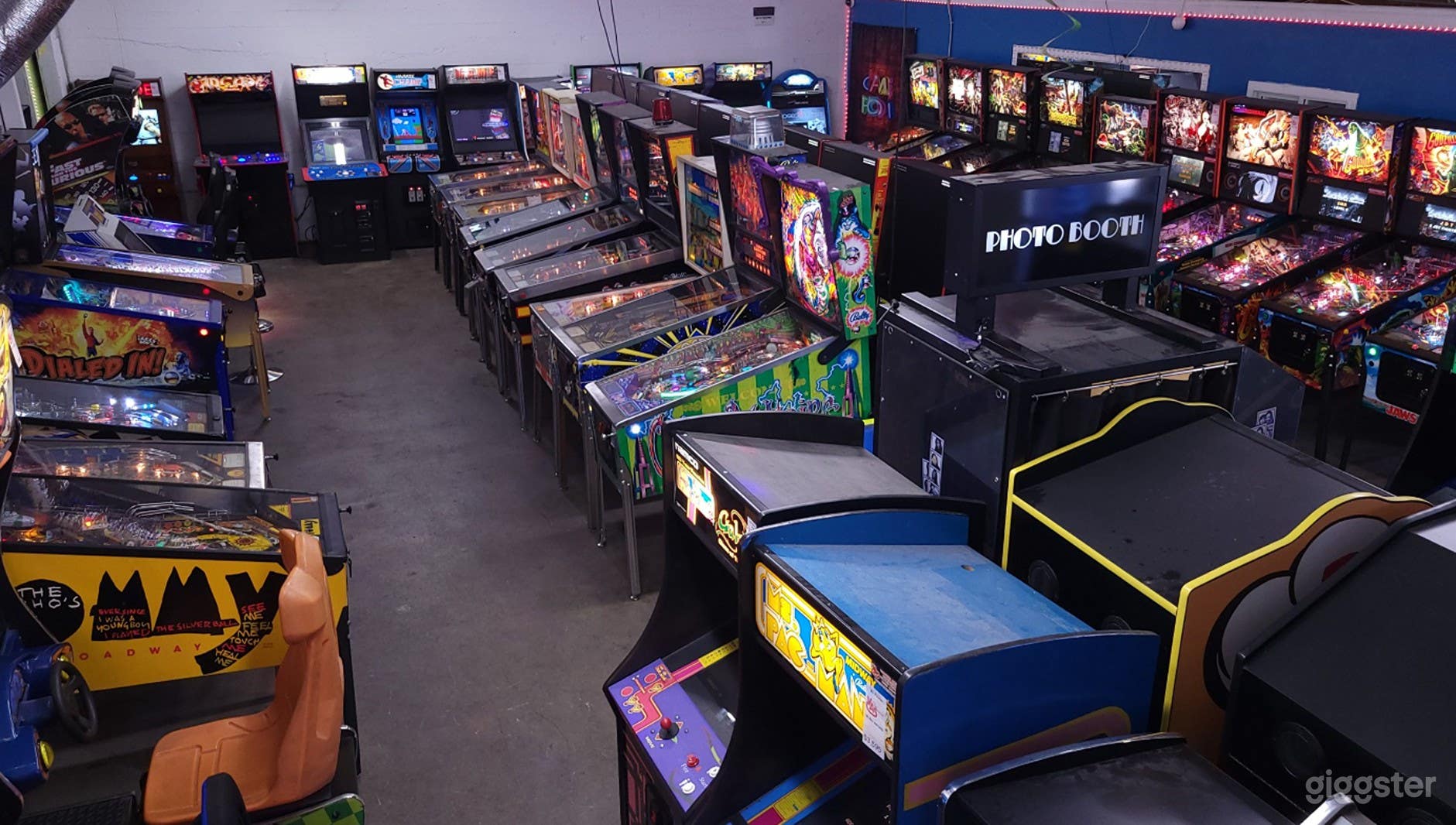 Ultimate Vintage Arcade Experience  Photo 1