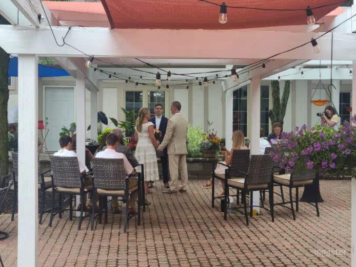 The Courtyard in Kansas City Photo 4