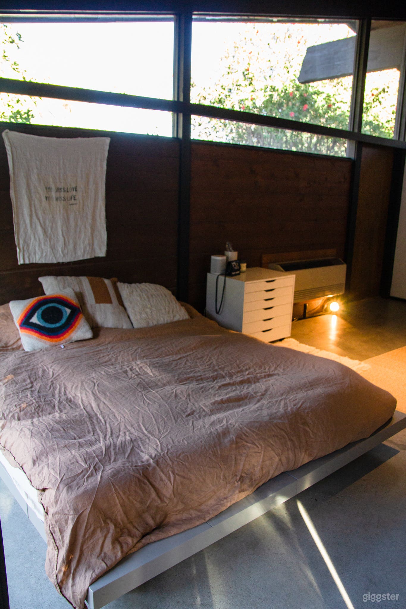 A 1960’s MID CENTURY JEM AT ROY ROGERS ESTATES  Photo 4