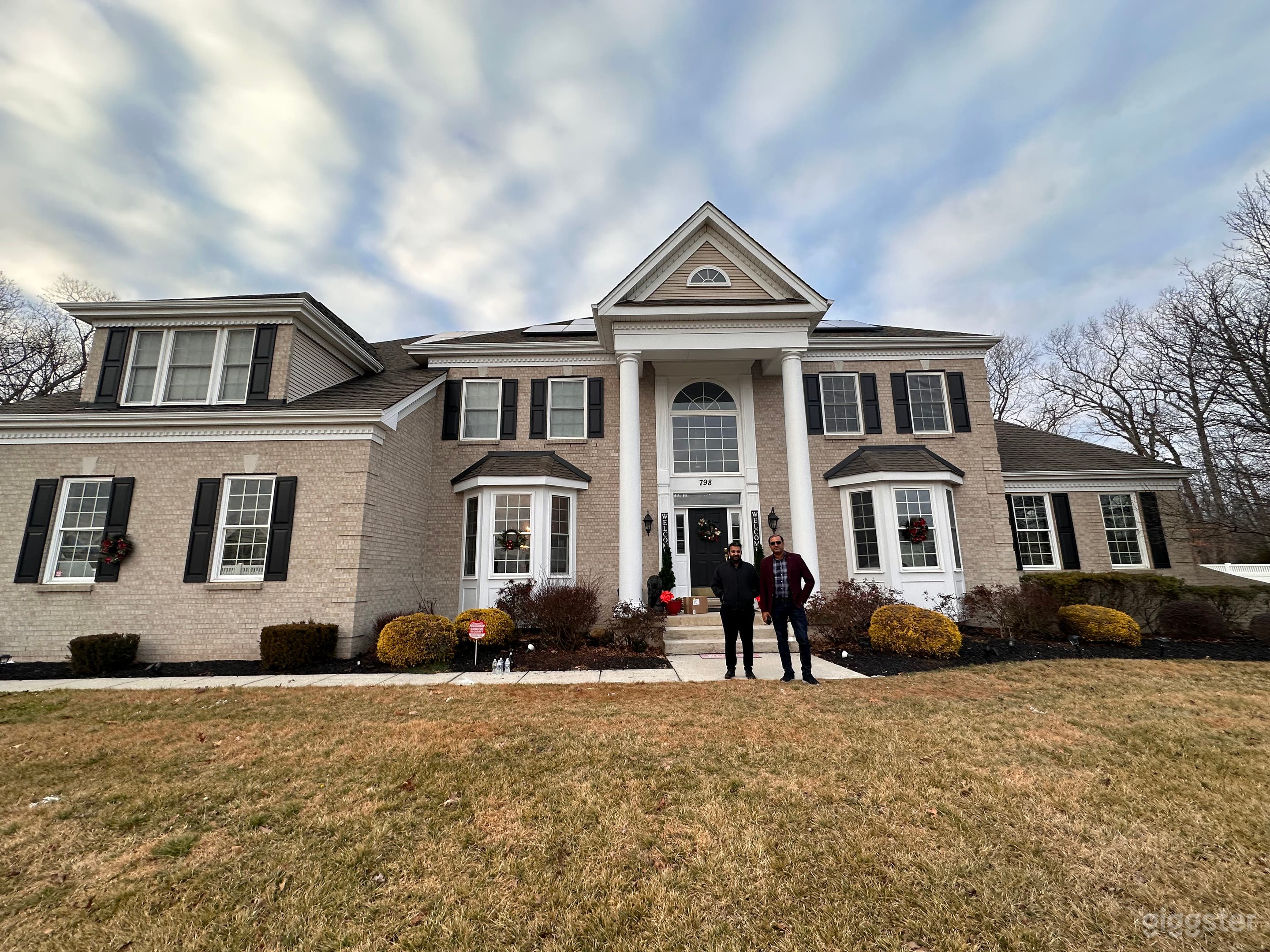 Outstanding Colonial Home Photo 1