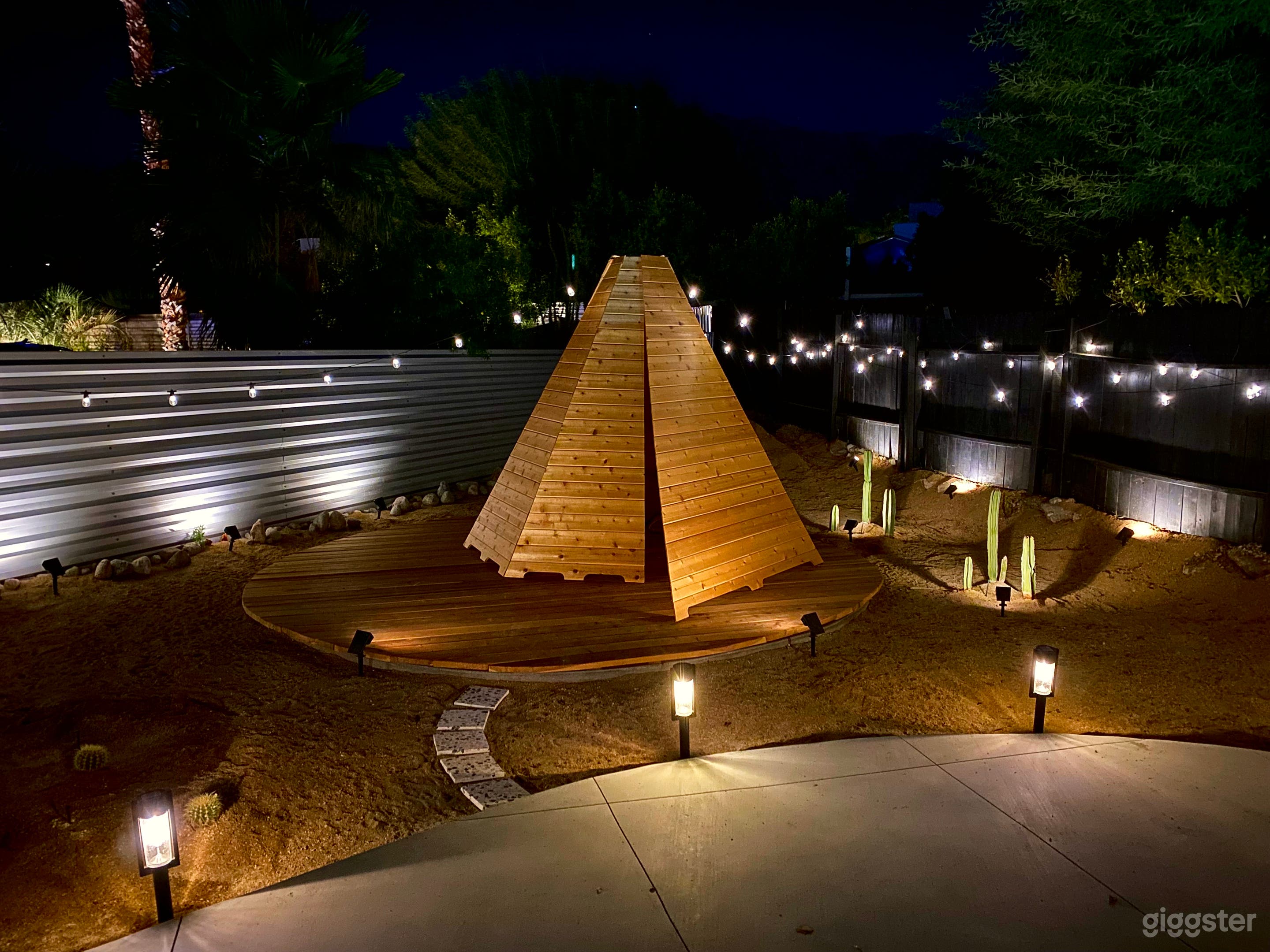 Japandi Desert Gem  Photo 1