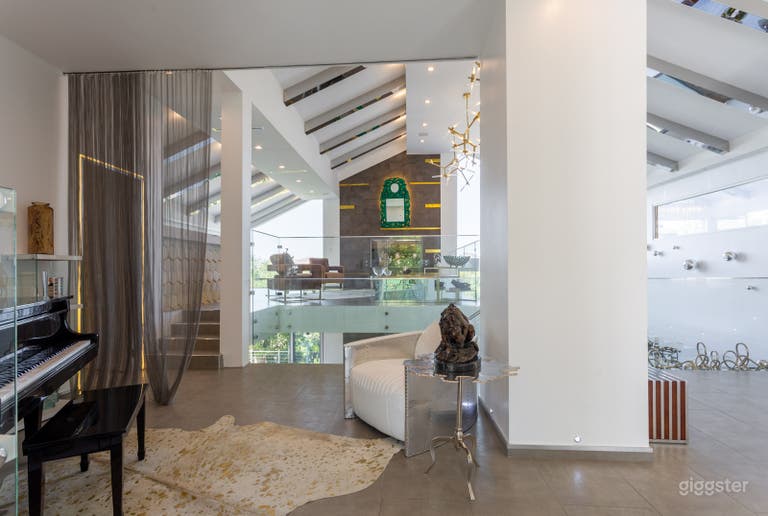  The Contemporary Glass Mansion 