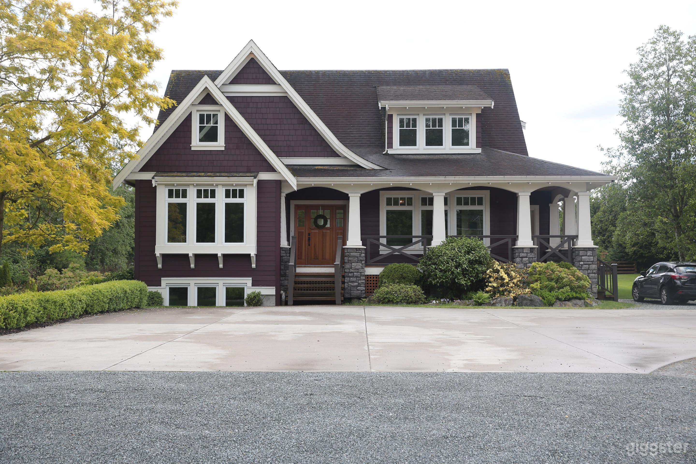 Craftsman Style Farmhouse on Acreage with Barn Photo 1