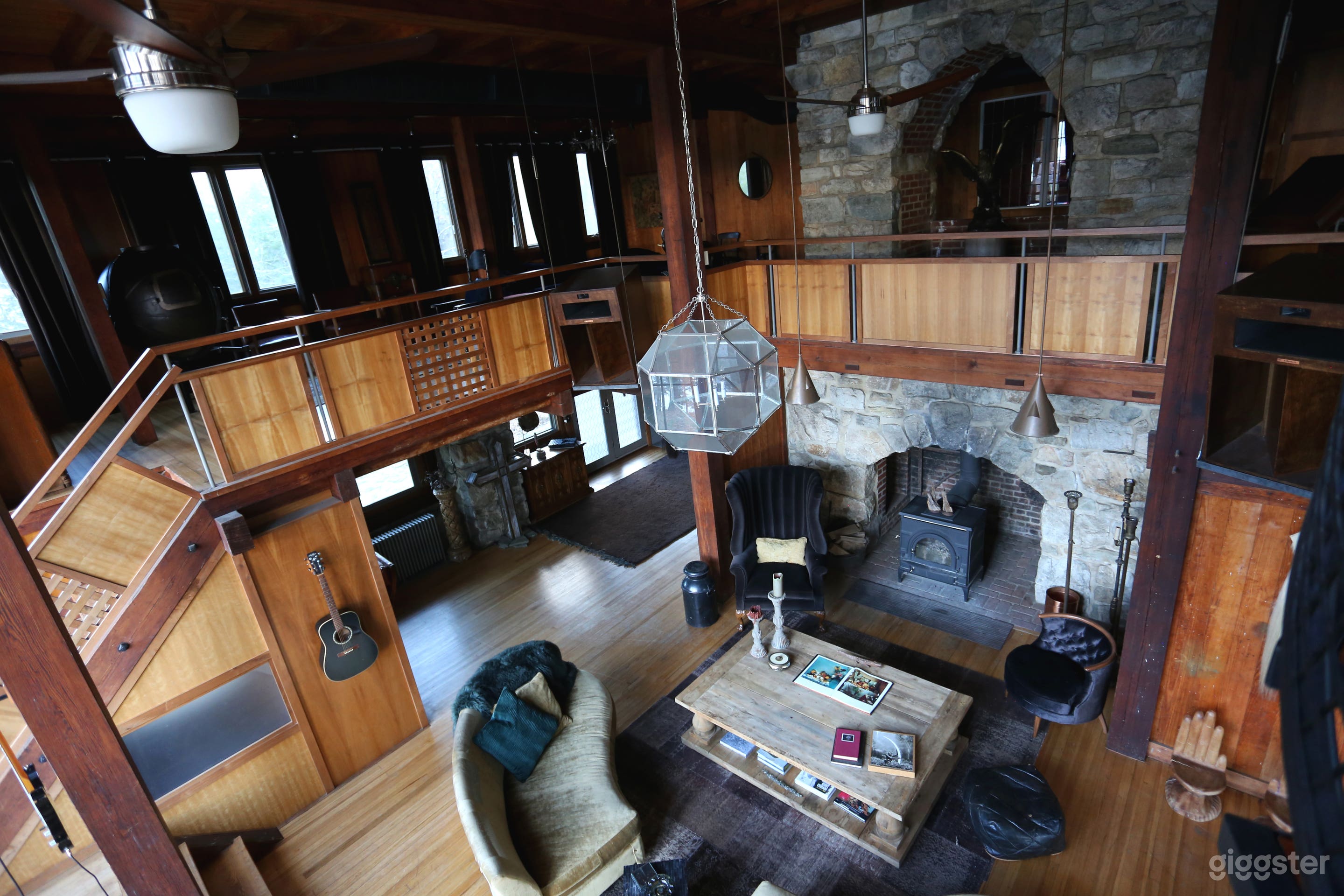 The Chaplin Mansion in the Woods Photo 2