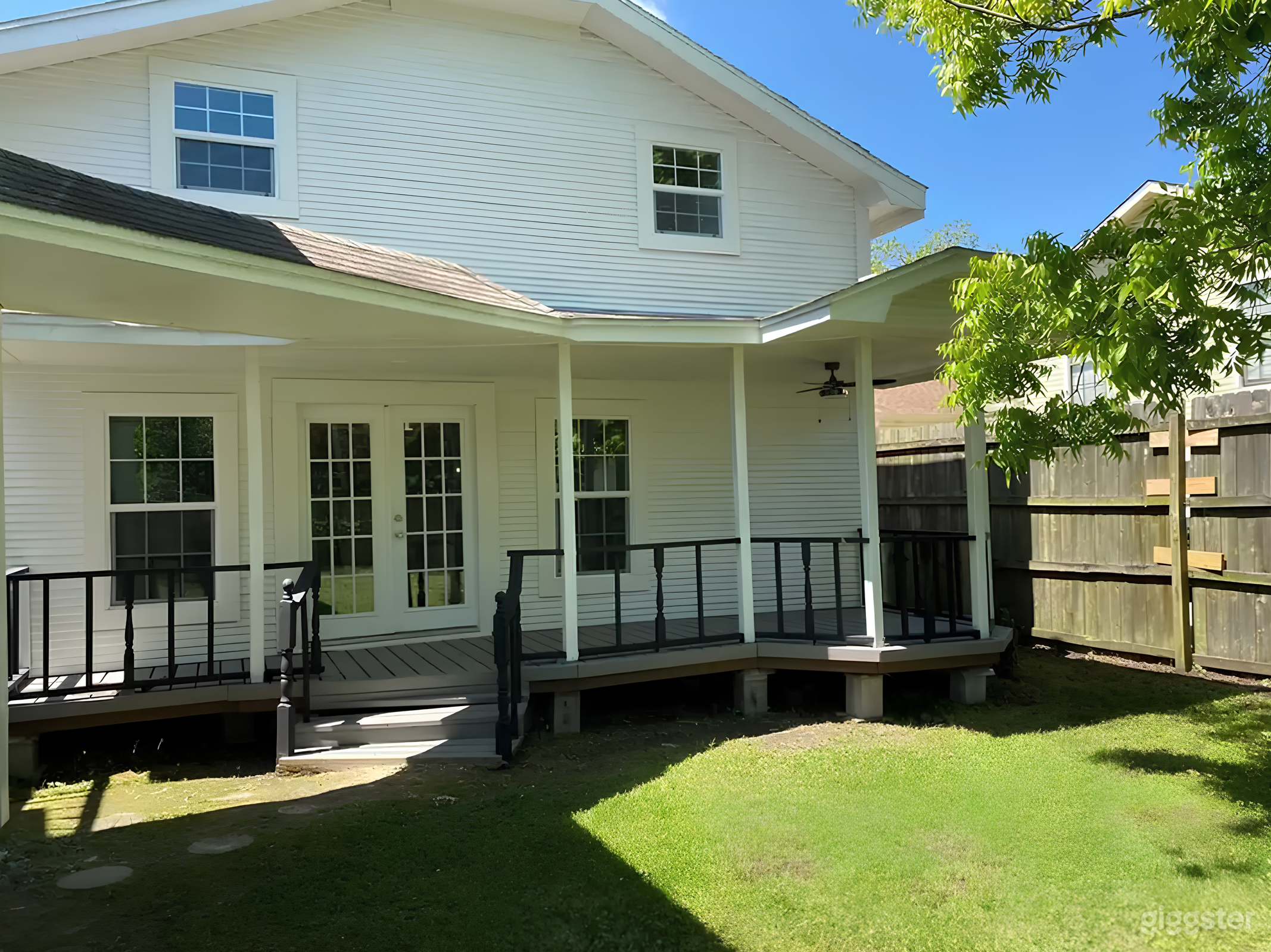 6 BRs Spacious Charming House Photo 4