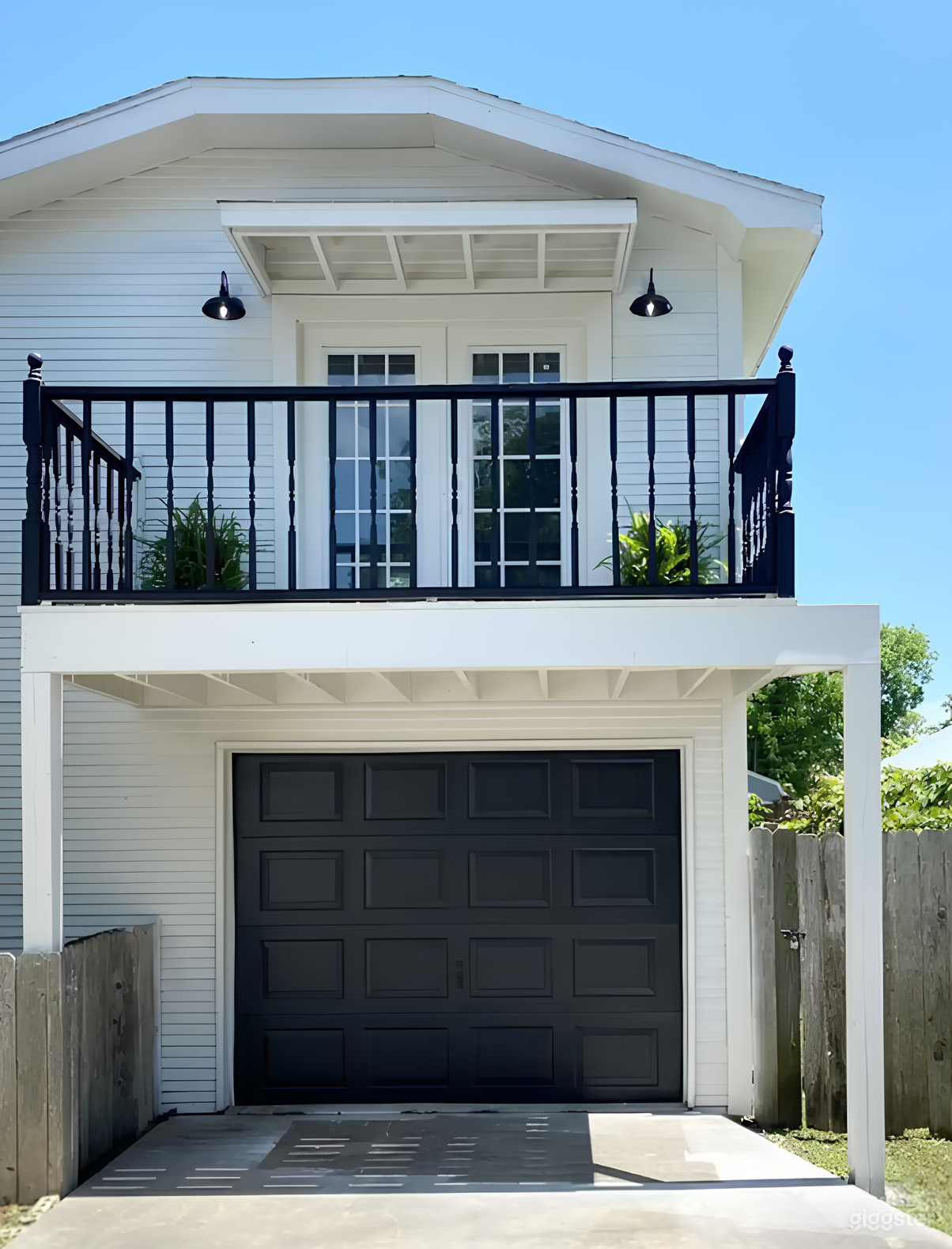 6 BRs Spacious Charming House Photo 3