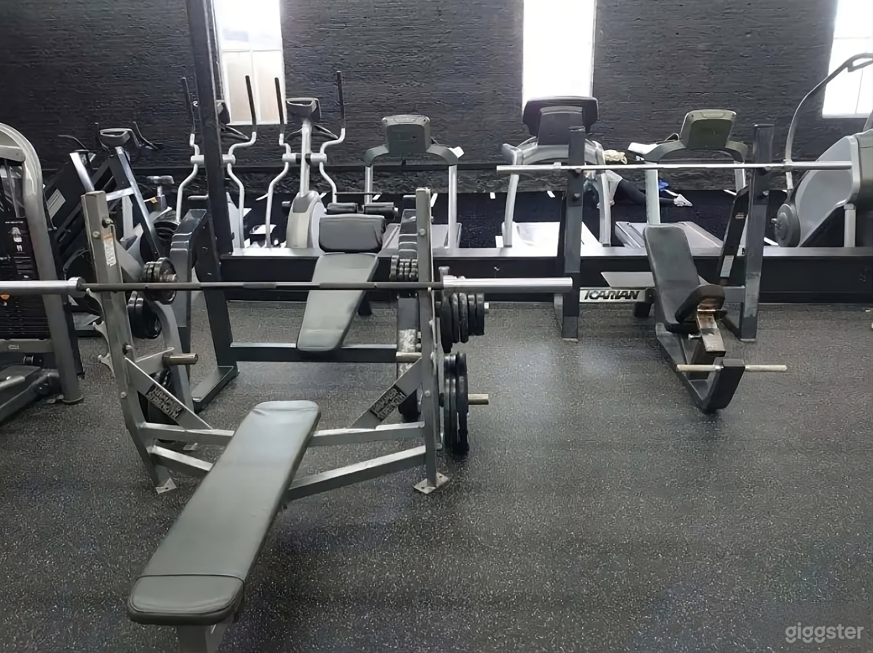 Personal Training Gym Fitness Center for Rent Photo 2