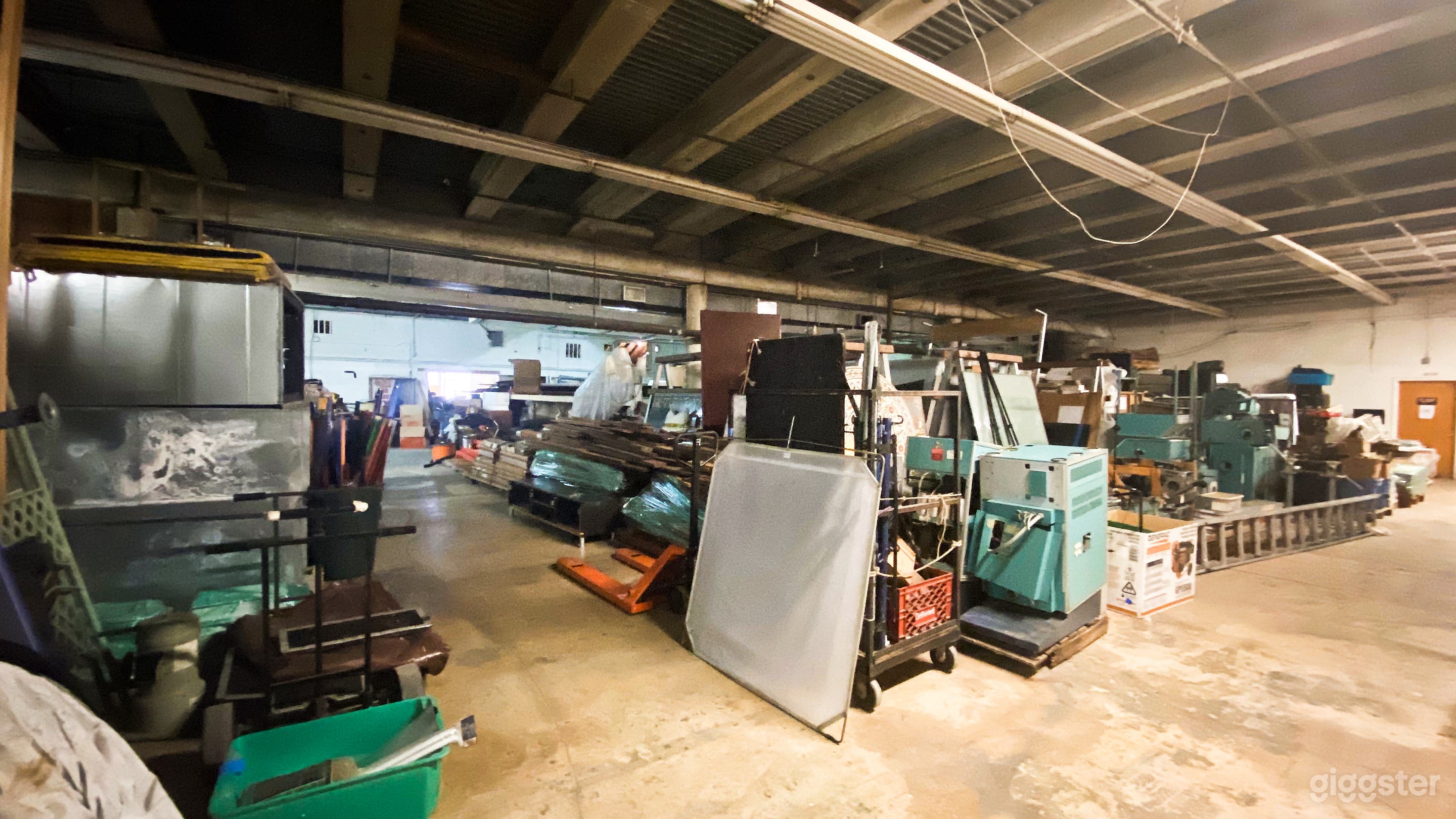 Production Set of Warehouse Photo 3