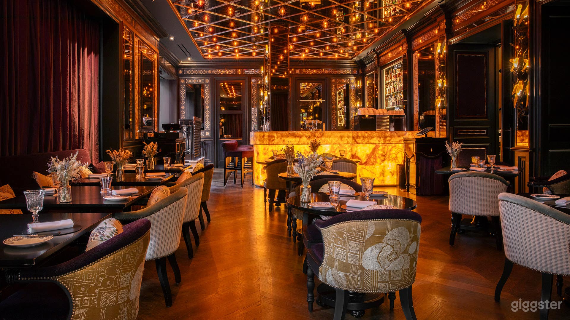 THE RESTAURANT Photo 1