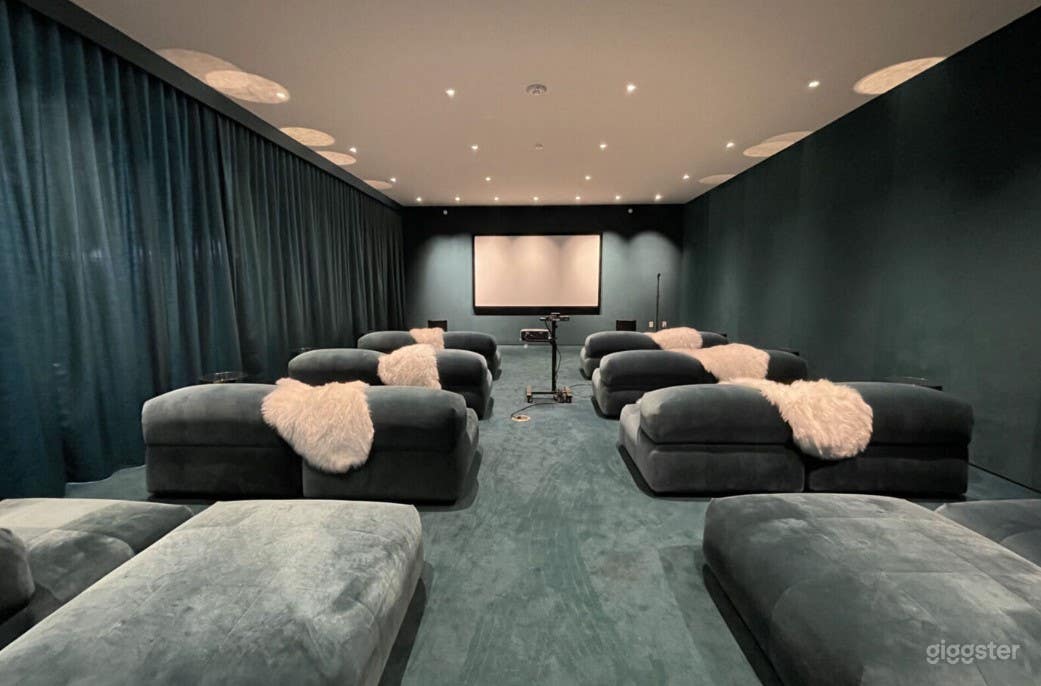 Modern Screening Room in Beverly Hills Photo 1
