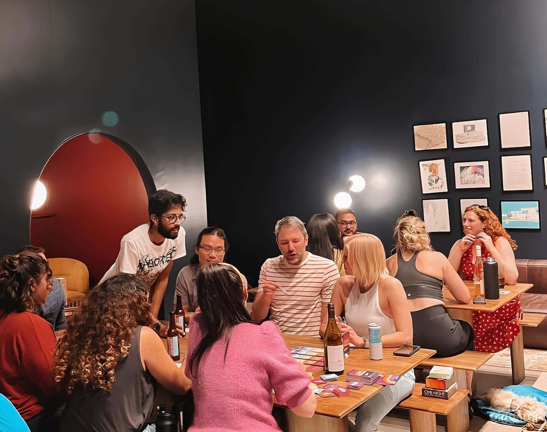 Cozy Library Retreat in San Francisco Photo 4