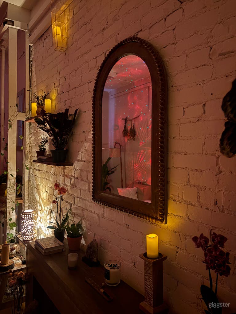  Boho-Earthy Wellness Studio for Massage, Sound & Photogr 