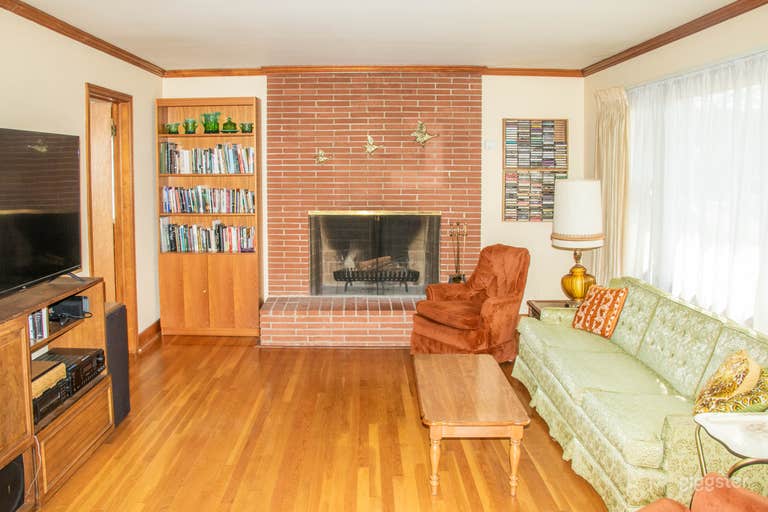  Mid Century Brick Ranch Vintage Time Capsule Home 