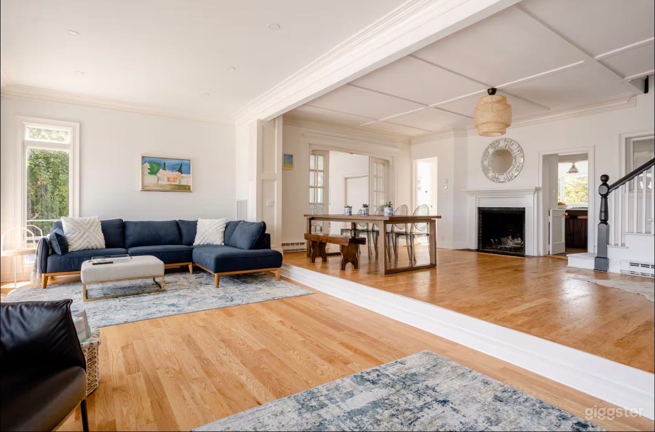 Oceanfront Villa with Private Beach | Long Island Photo 4