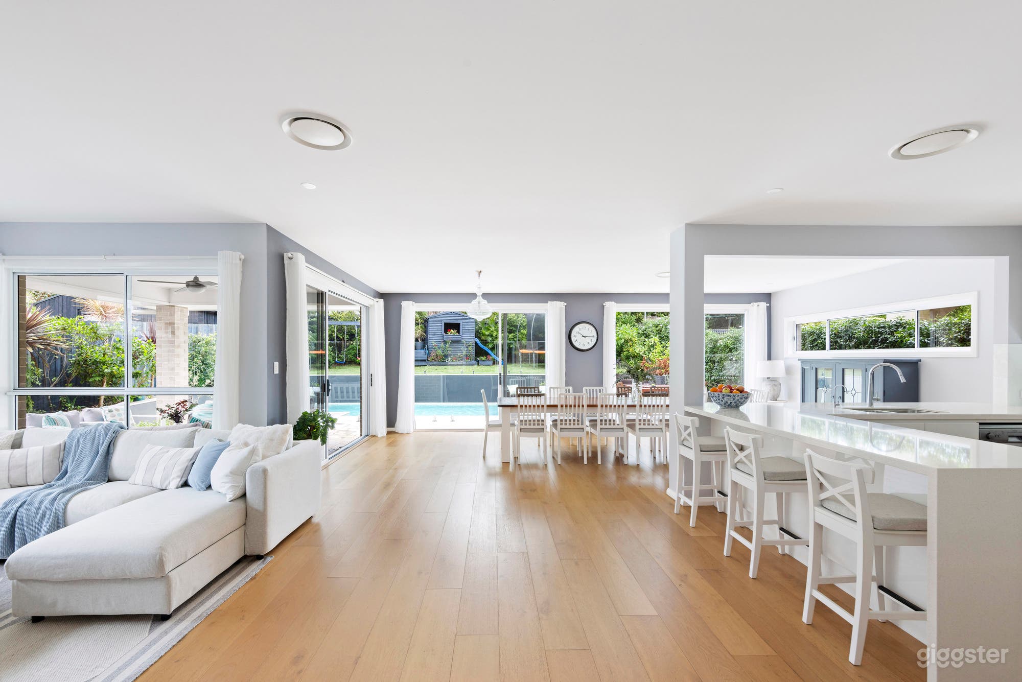 Huge open plan kitchen/living/dining area. North facing with sliding doors to alfresco and garden. 