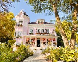  Maison Rose - A UNIQUE victorian pink mansion 