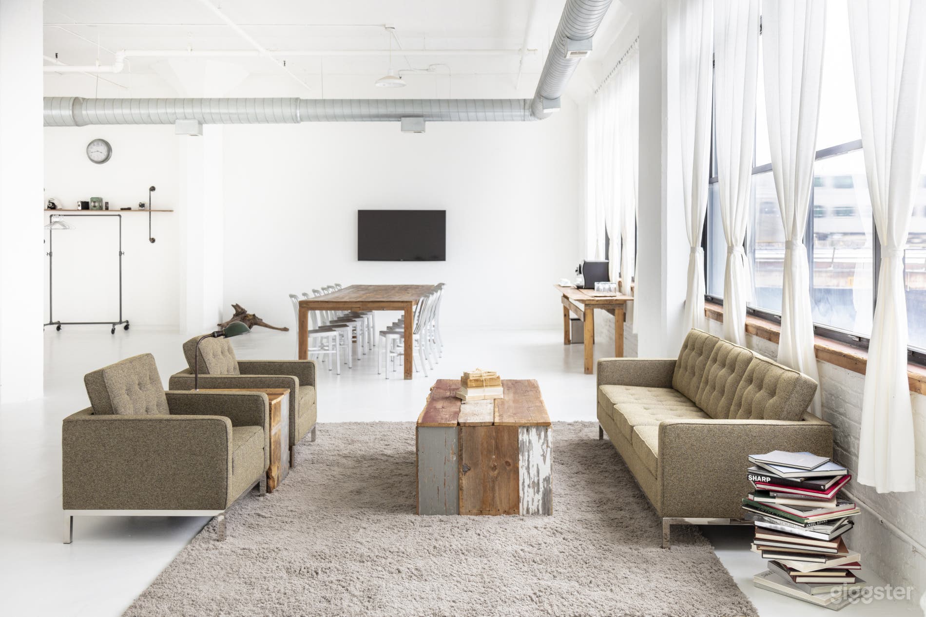 Premier Rental Studio in Chicago  Photo 1