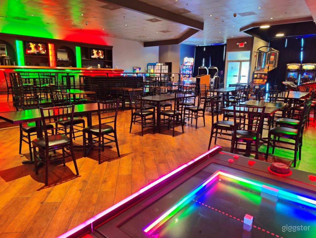 COCKTAIL AREA Photo 2