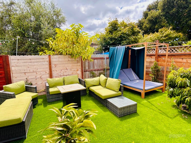  FirePit|BBQ|Outdoor Dining|Near UC|Spacious & Lux 