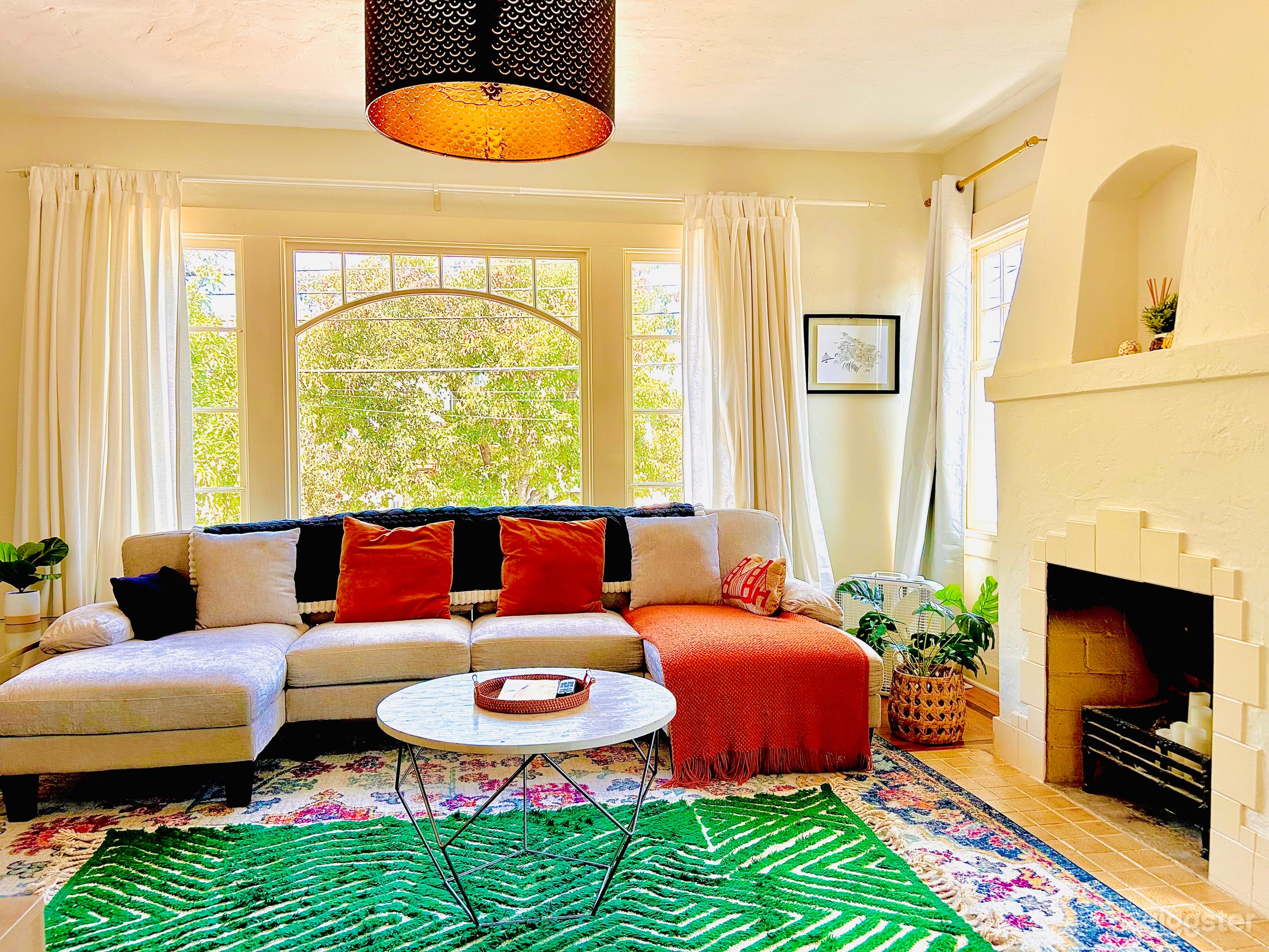 FirePit|BBQ|Outdoor Dining|Near UC|Spacious & Lux Photo 4