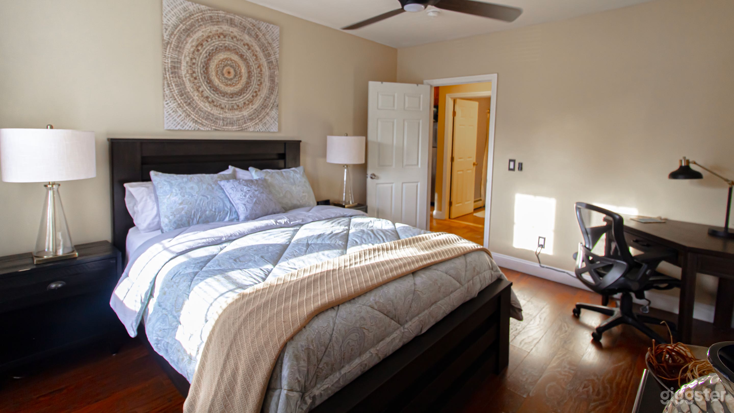 Cozy apartment with Master bedroom and 2 Bath Photo 4