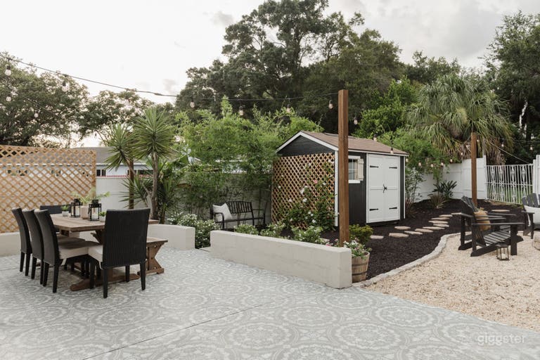  Tropical Backyard Oasis in the Heart of Tampa 