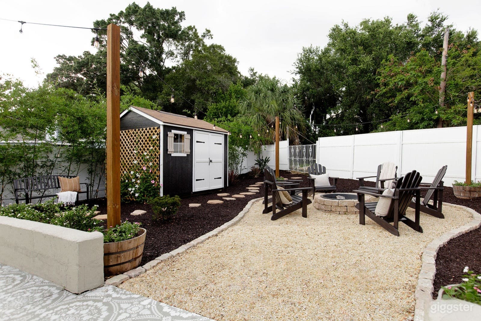 Tropical Backyard Oasis in the Heart of Tampa Photo 4