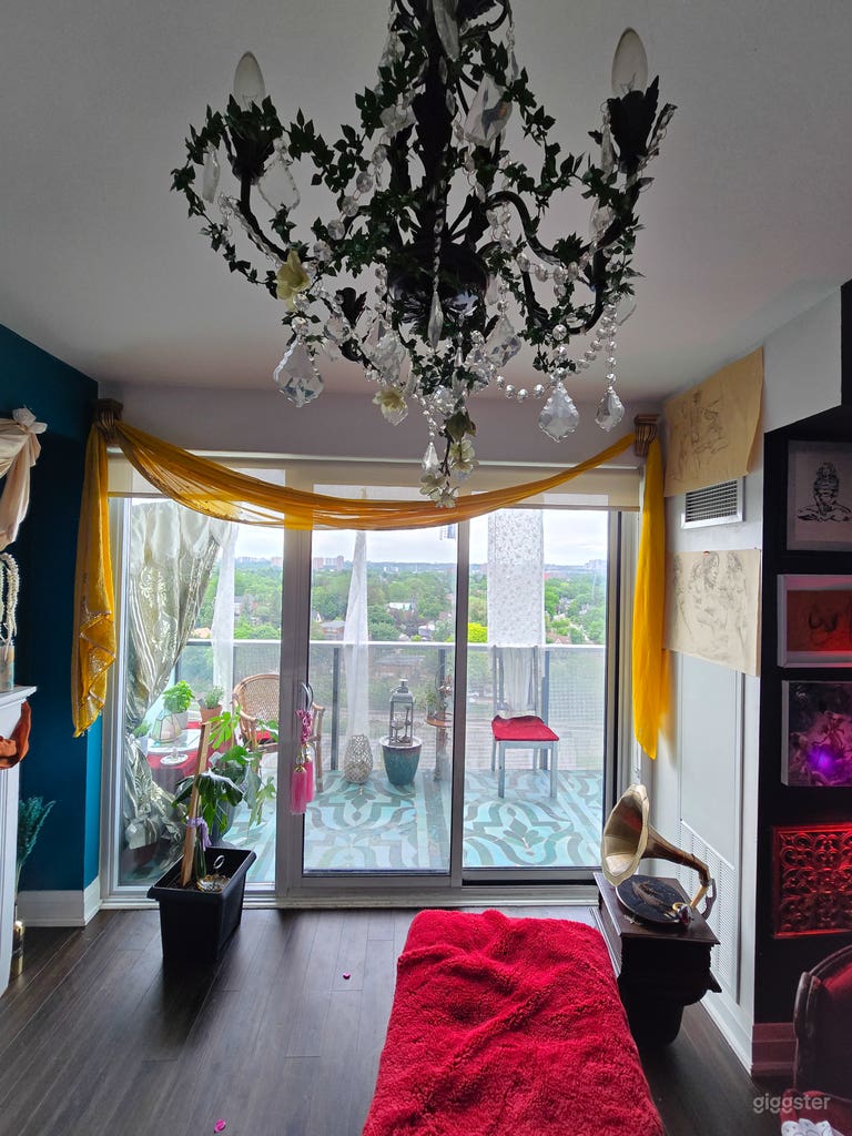  View of Balcony from Living Room, with chandelier 8.5 ft ceilings.

*View more pictures on our Instagram @Deerdenstudiio 