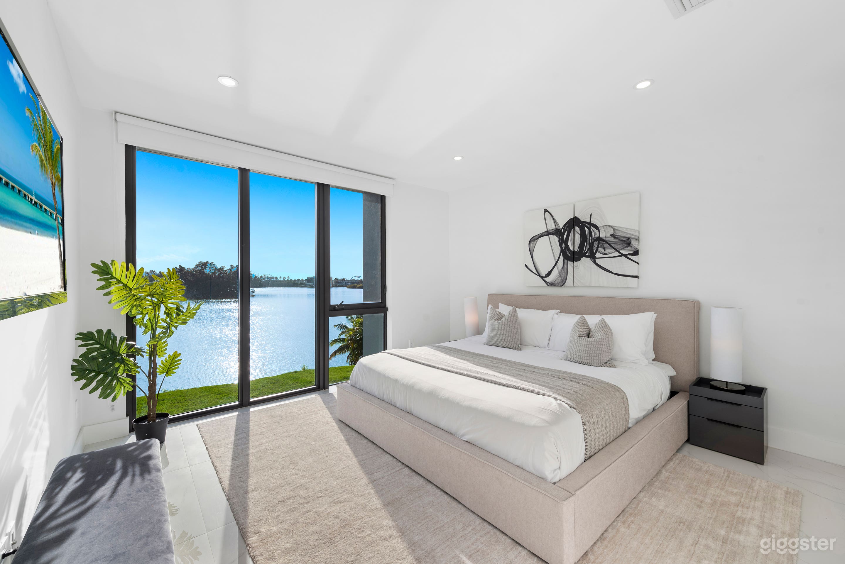 Lakeview Oasis Photo 4