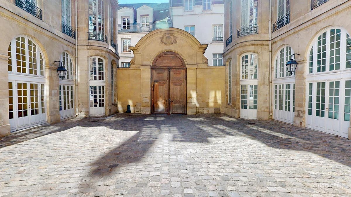 Photo de Jardin et lieu d'événements dans un manoir historique 3