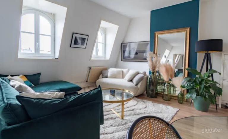  Schöne, helle und moderne Wohnung im Zentrum von Paris 