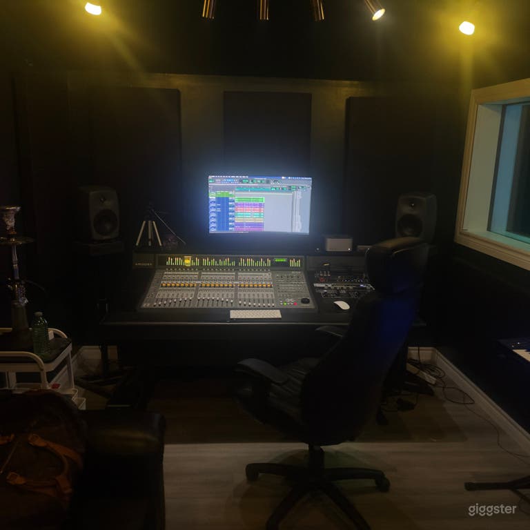  Studio d'enregistrement de Toronto pour musique, podcasts & tournages 