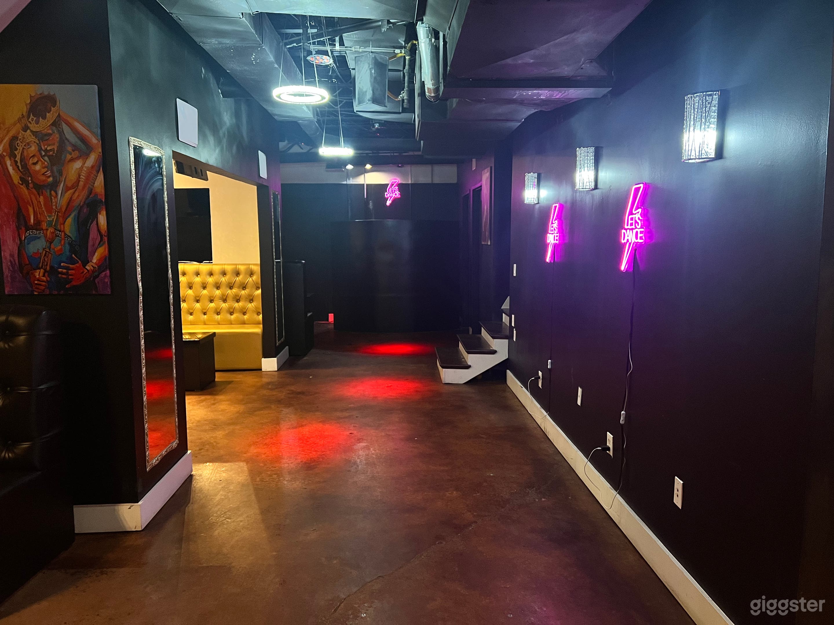 1850 Sqft Event Space with Bar Area and DJ booth Photo 3
