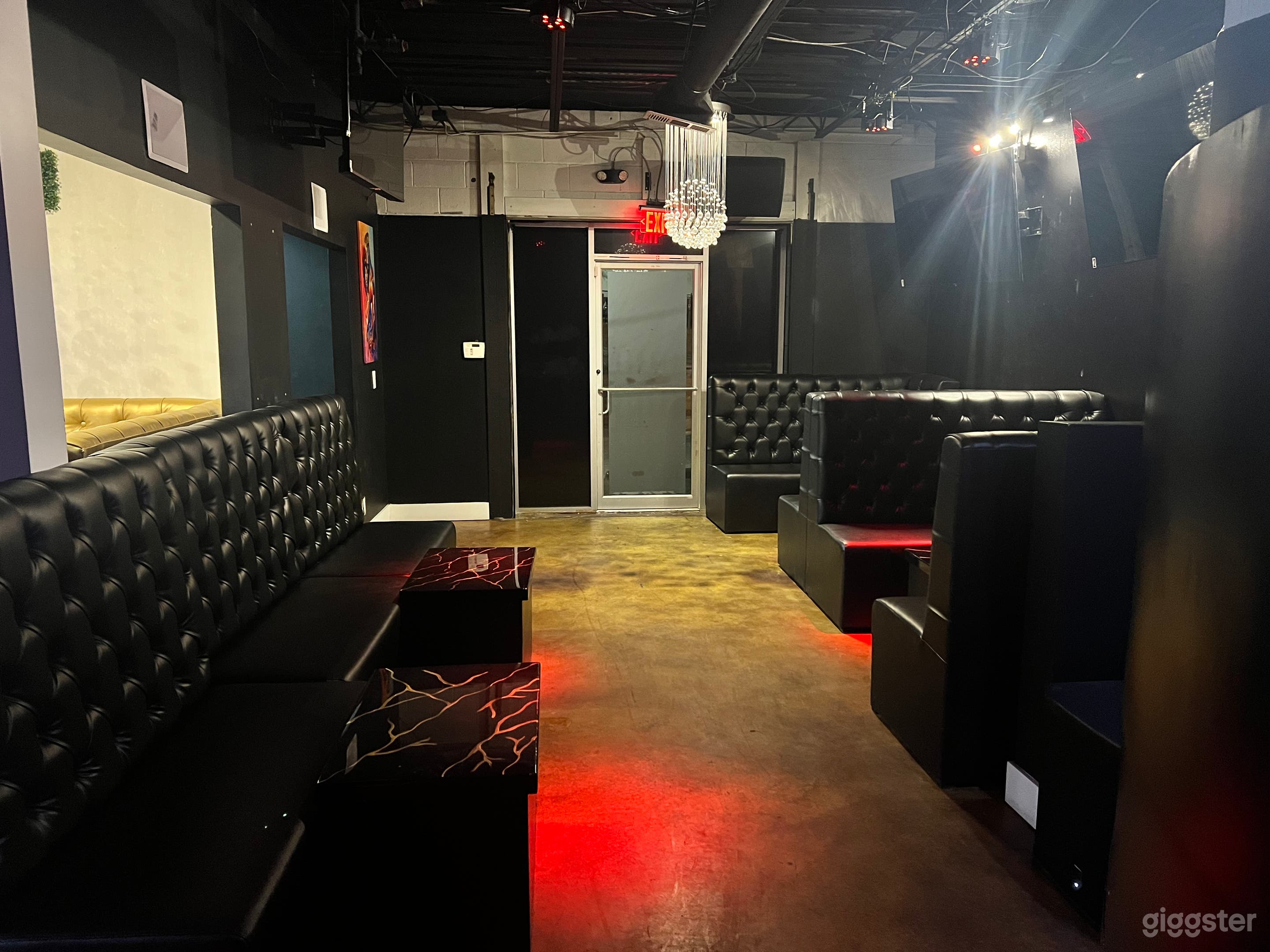 1850 Sqft Event Space with Bar Area and DJ booth Photo 4