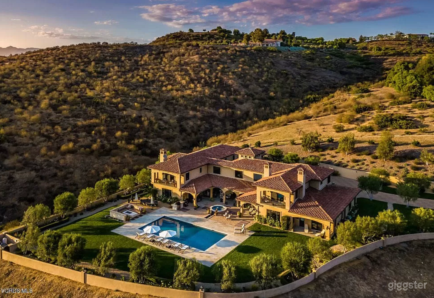 Modern Tuscan Luxury Home Photo 1