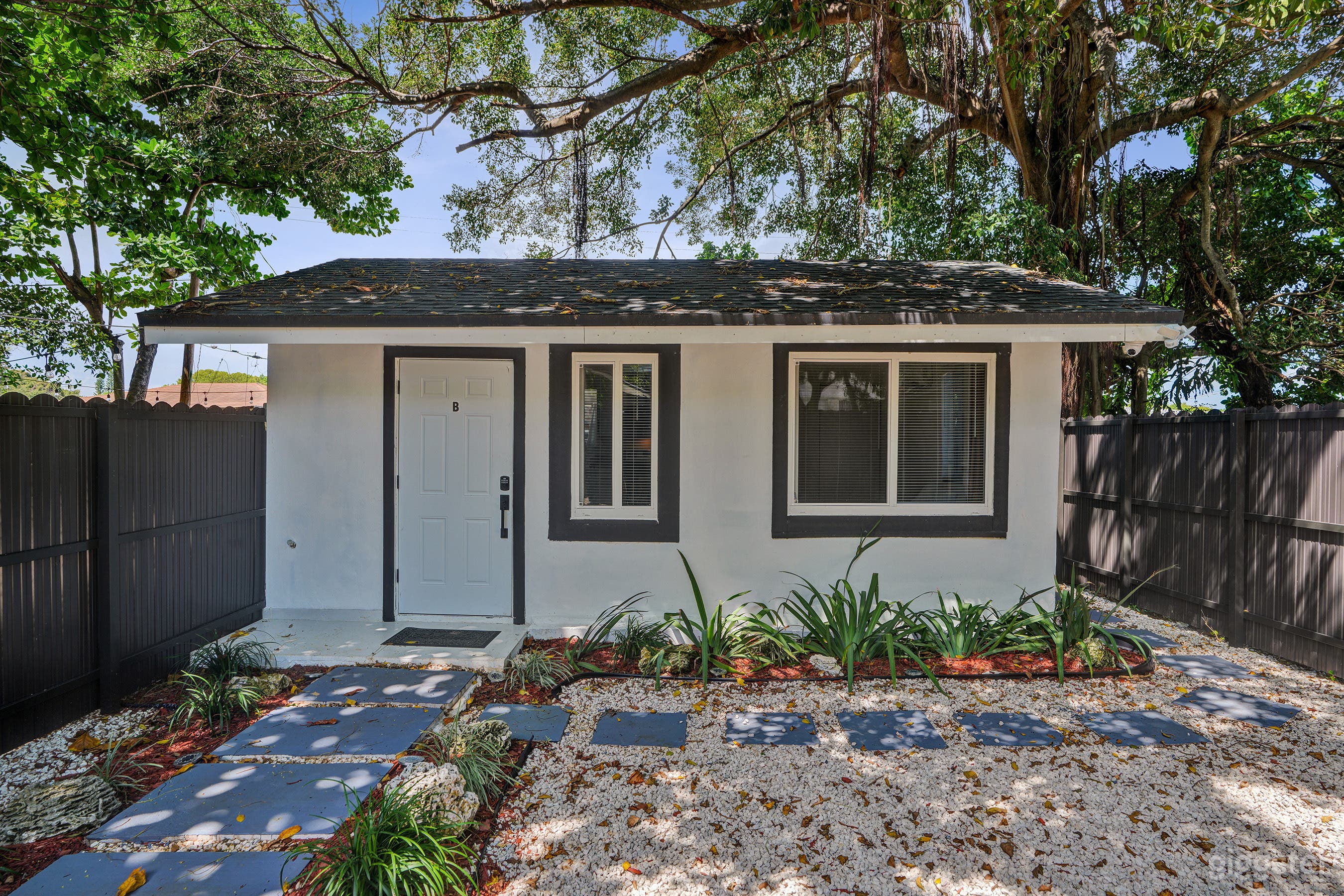 Heart of Miami Oasis, Modern, Steps from It All Photo 1